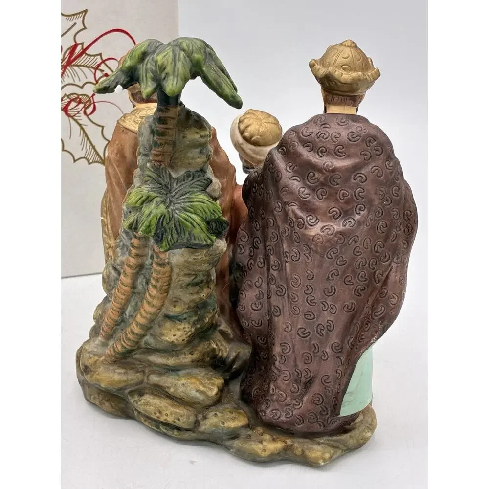 Avon Holiday Treasures Three Kings Nativity Figurine 2002 NIB